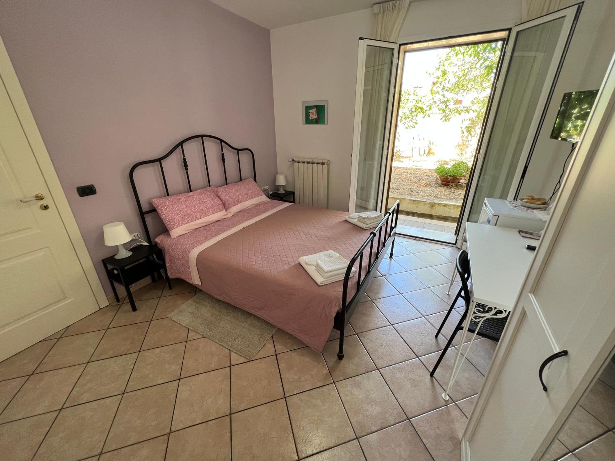 Bed and Breakfast Beb Brusce' Franco E Tina Ragusa Exterior foto