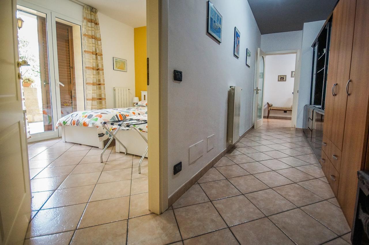 Bed and Breakfast Beb Brusce' Franco E Tina Ragusa Exterior foto