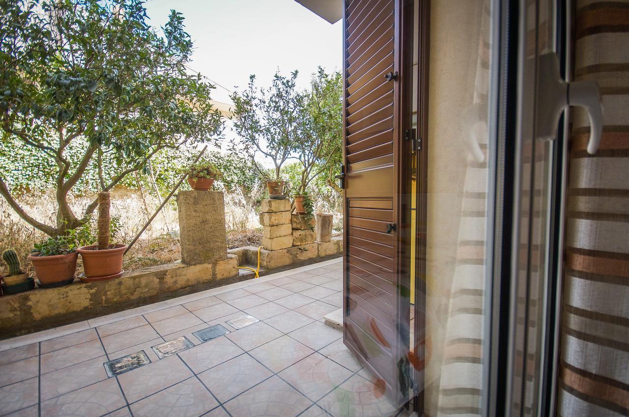 Bed and Breakfast Beb Brusce' Franco E Tina Ragusa Exterior foto